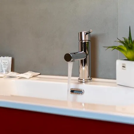 Superior Apartmanhotel *