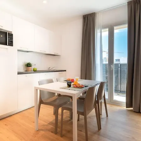Superior Aparthotel