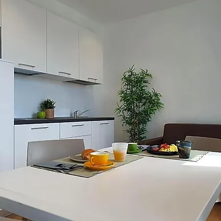 Superior Aparthotel 4*