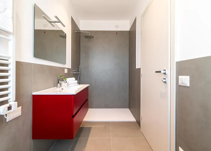 Superior Aparthotel 4*